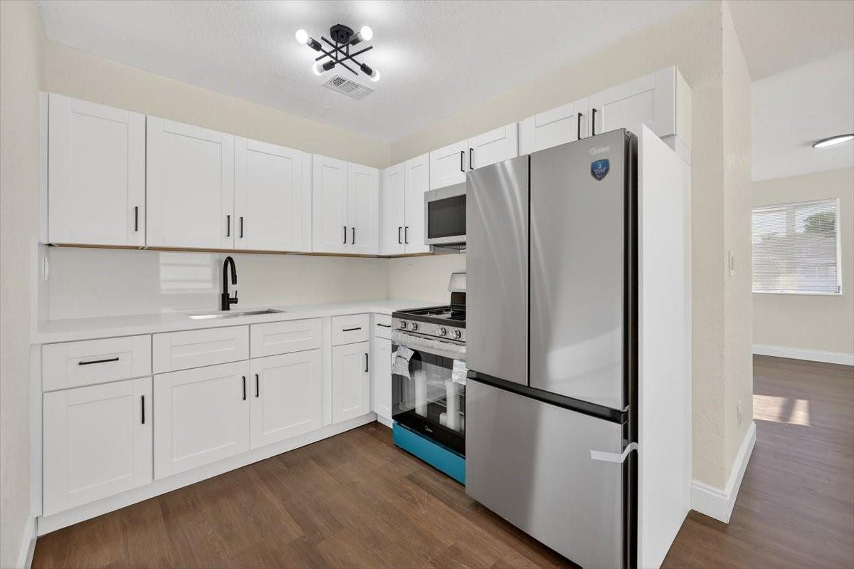 10335 SW 151st Miami, FL 33176