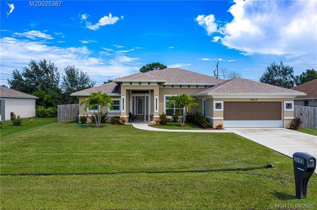 2513 SE West Blackwell Dr