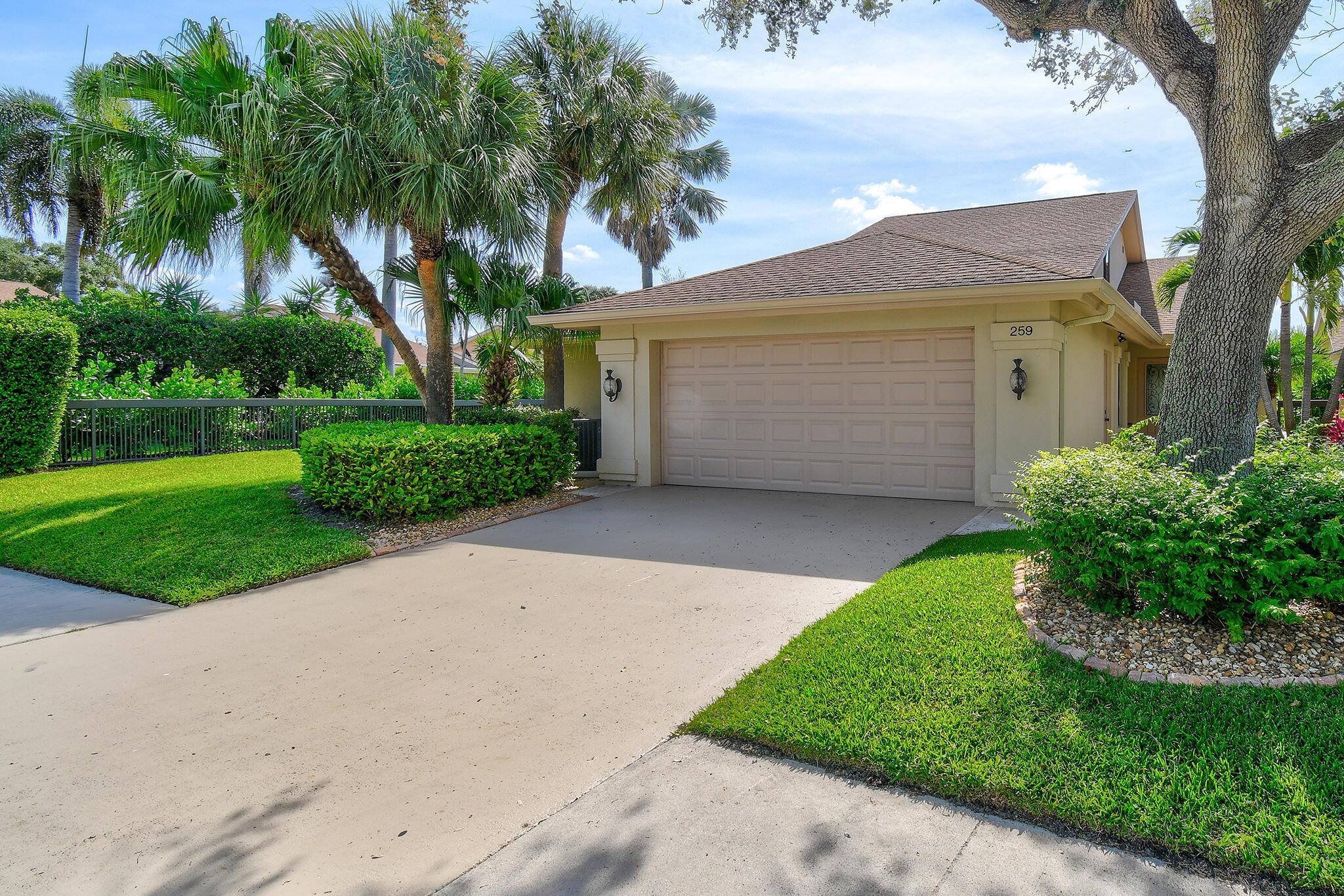 259 River Park Dr