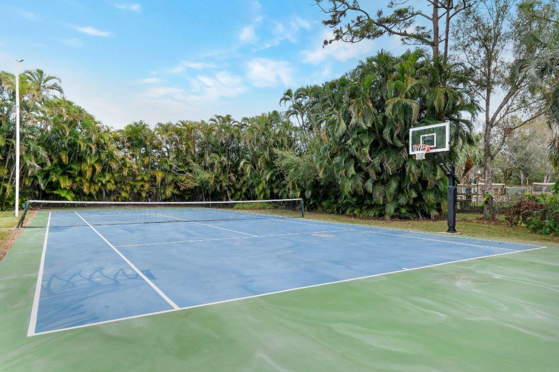 10466 Trailwood Jupiter, FL 33478