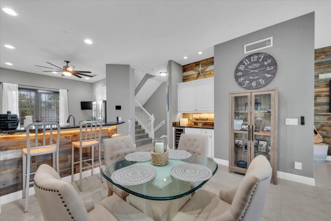 502 Del Sol Tequesta, FL 33469