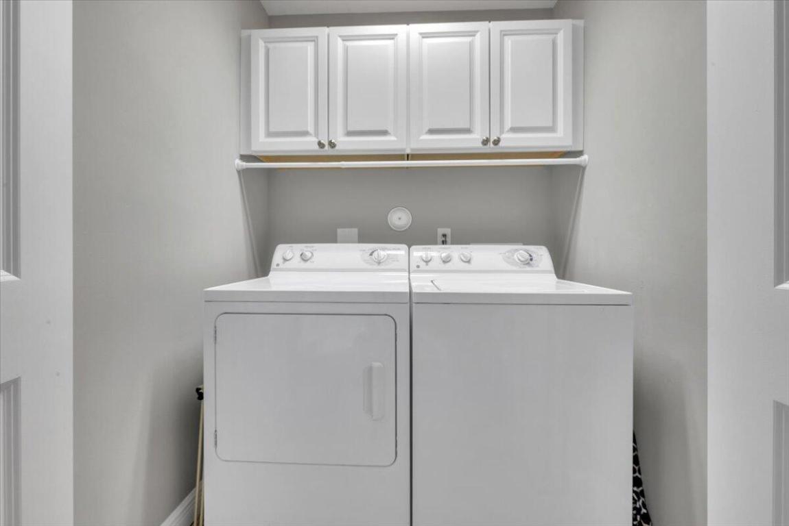 502 Del Sol Tequesta, FL 33469