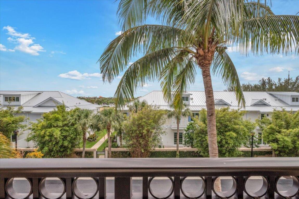 502 Del Sol Tequesta, FL 33469