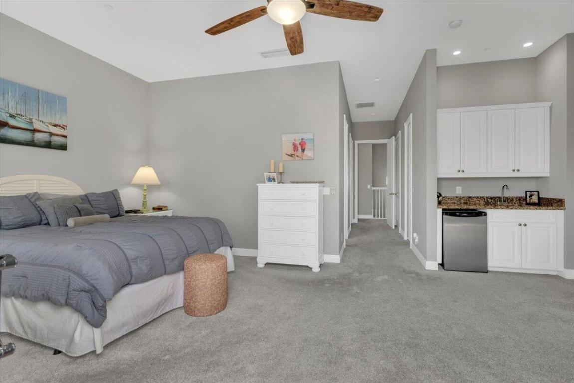 502 Del Sol Tequesta, FL 33469