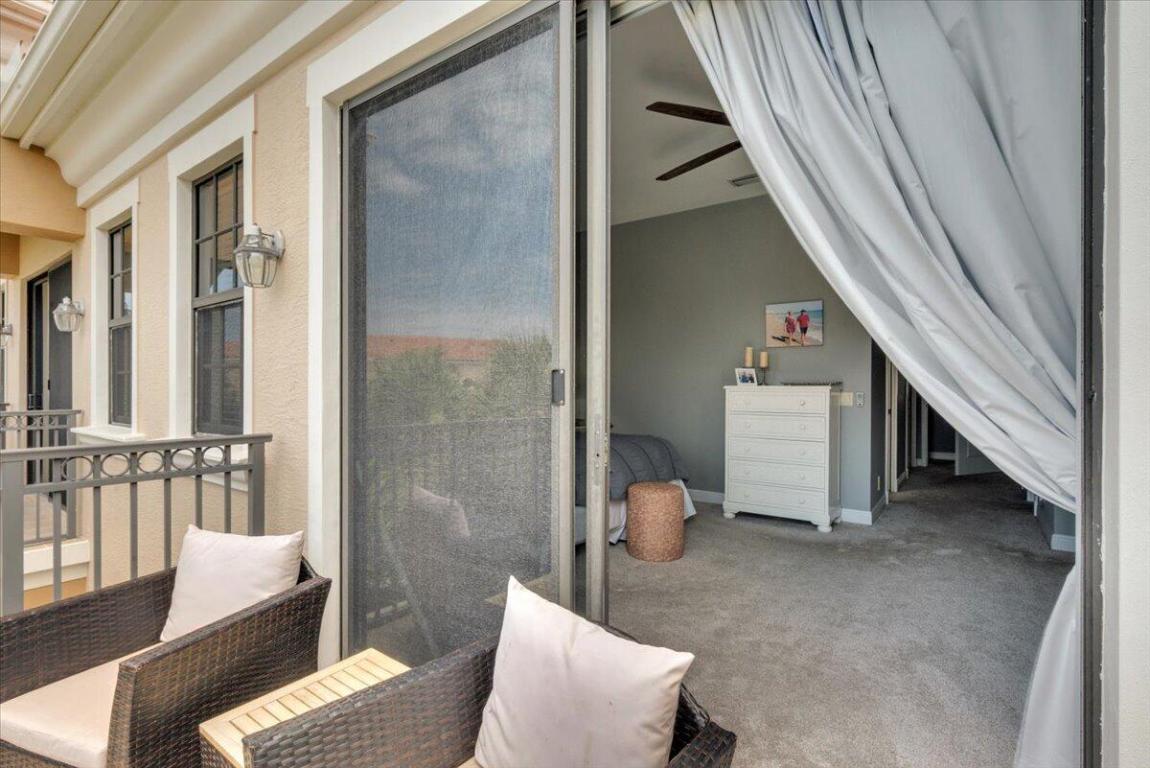 502 Del Sol Tequesta, FL 33469