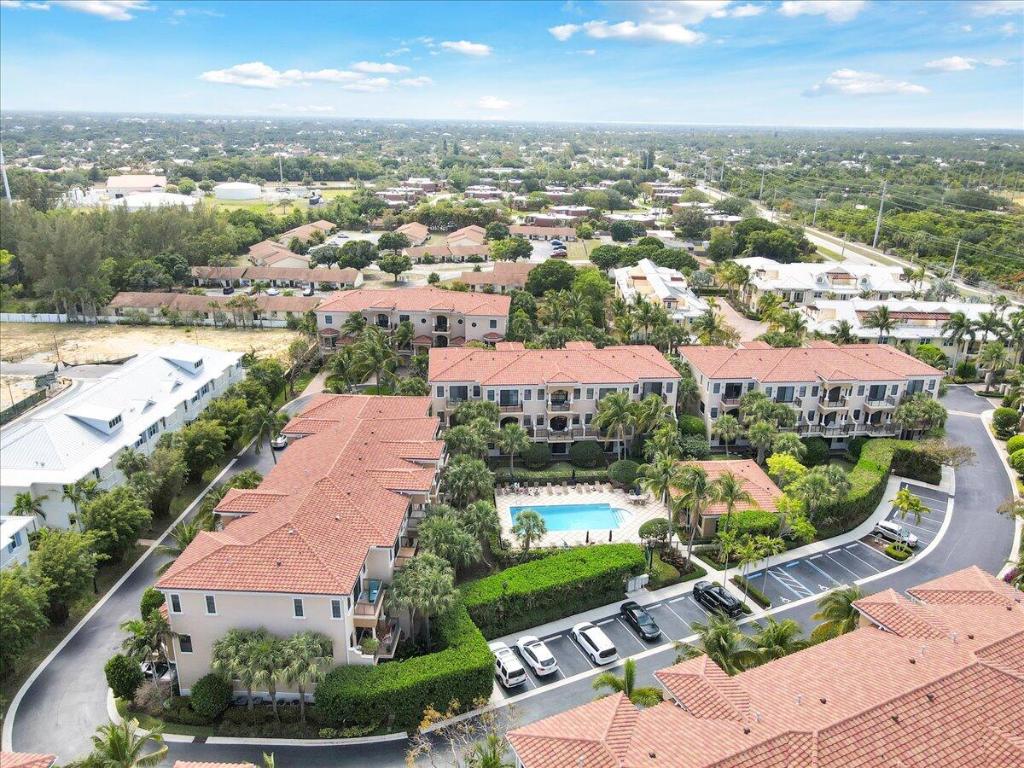 502 Del Sol Tequesta, FL 33469