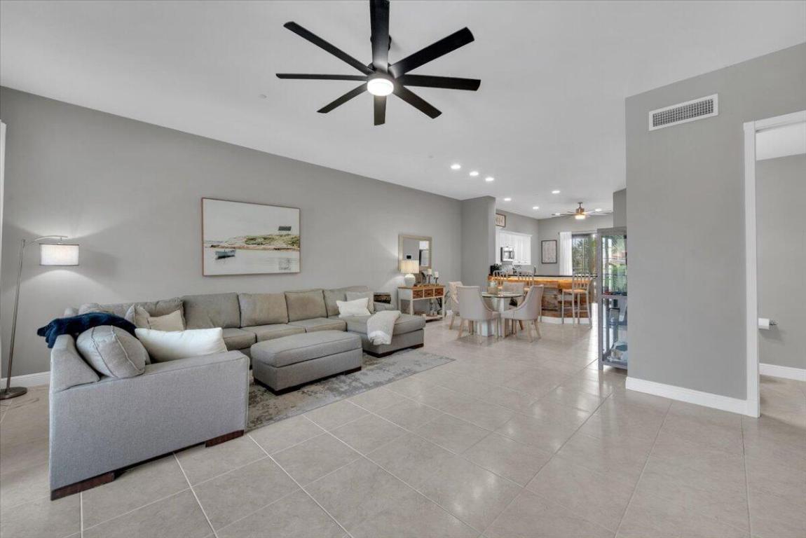 502 Del Sol Tequesta, FL 33469