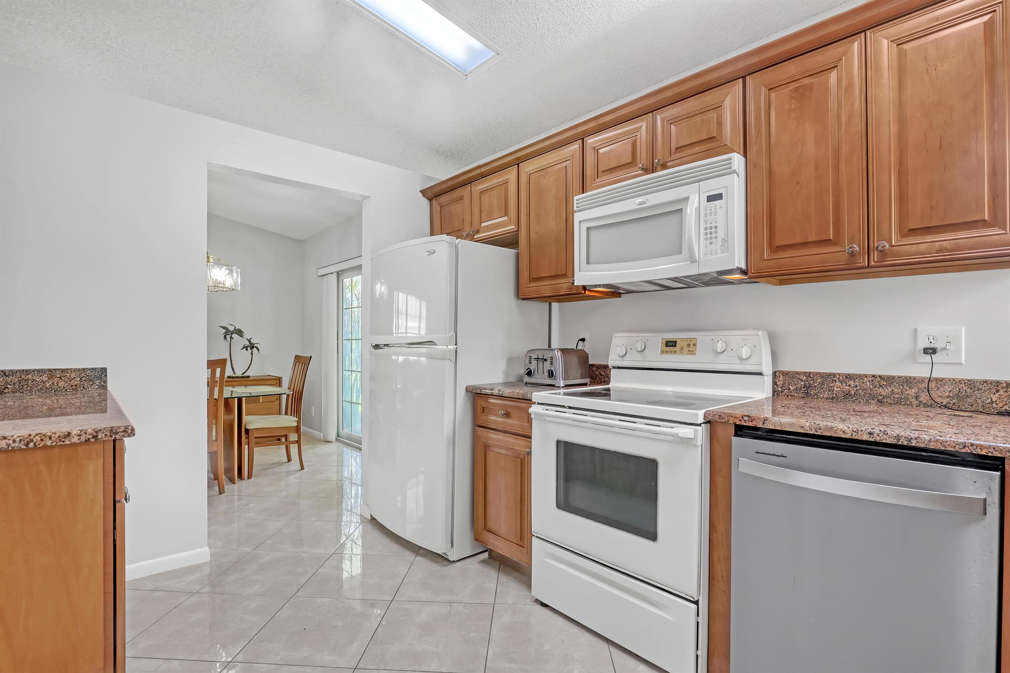 1265 Pine Sage Cir West Palm Beach, FL 33409