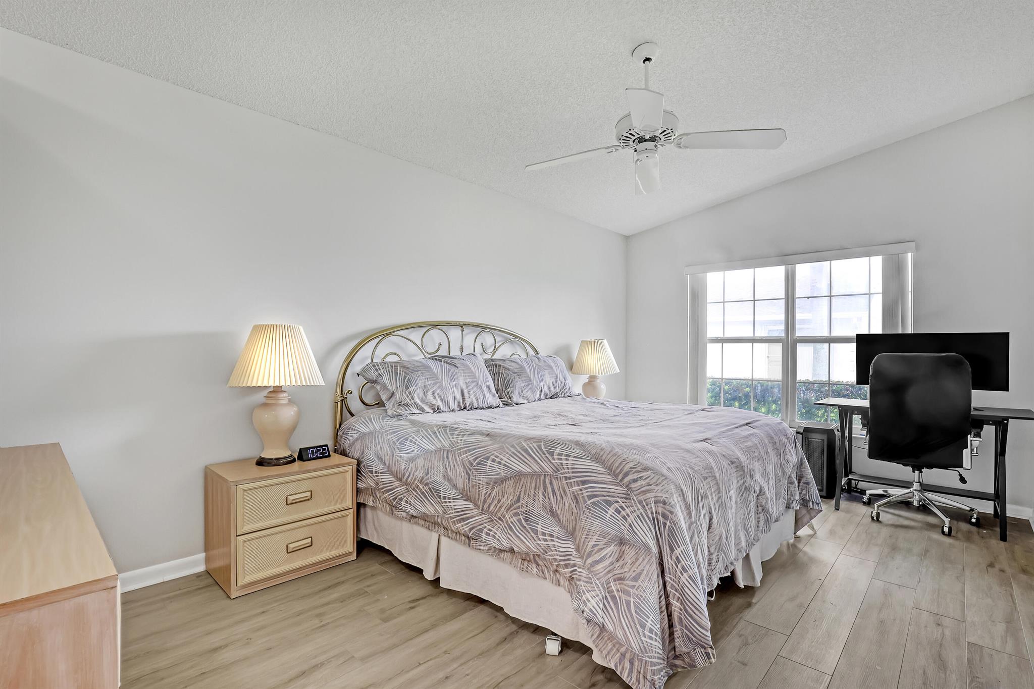 1265 Pine Sage Cir West Palm Beach, FL 33409