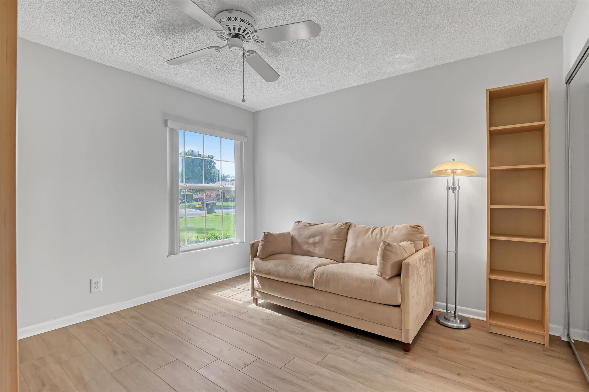 1265 Pine Sage Cir West Palm Beach, FL 33409