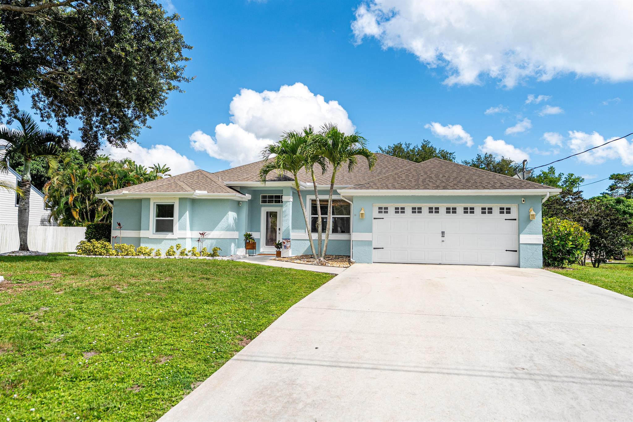 5743 SE Orange Blossom Trl