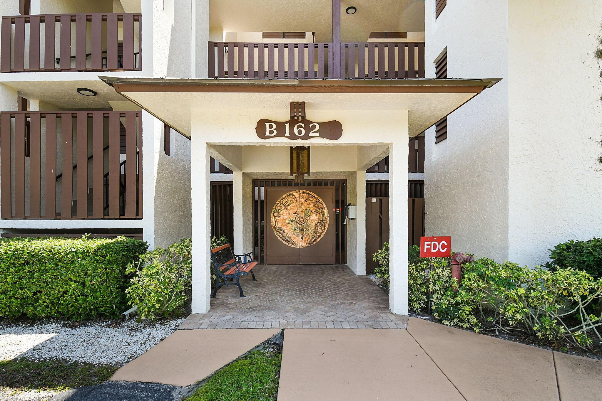 162 SE Saint Lucie Blvd #B201