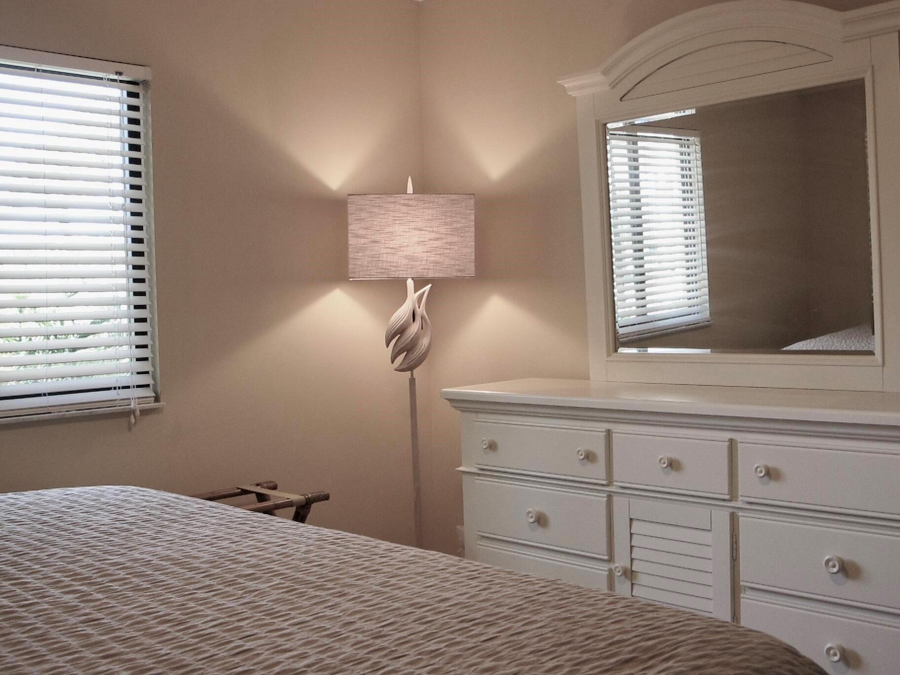 101 Ocean Blfs Blvd #102 Jupiter, FL 33477