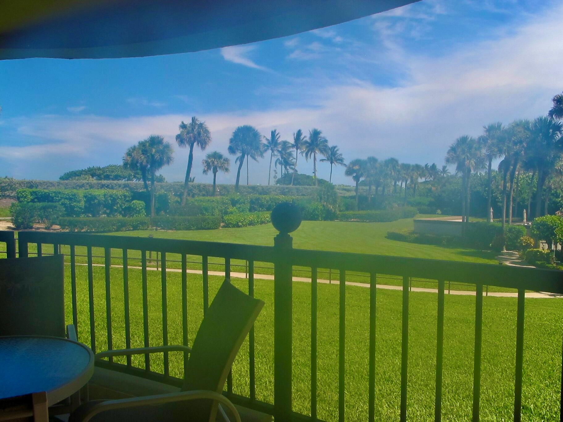 101 Ocean Blfs Blvd #102 Jupiter, FL 33477