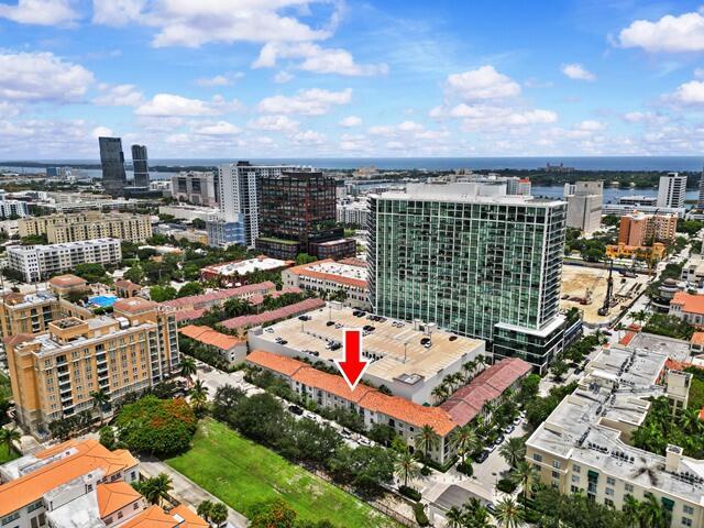 580 S Sapodilla Ave #304