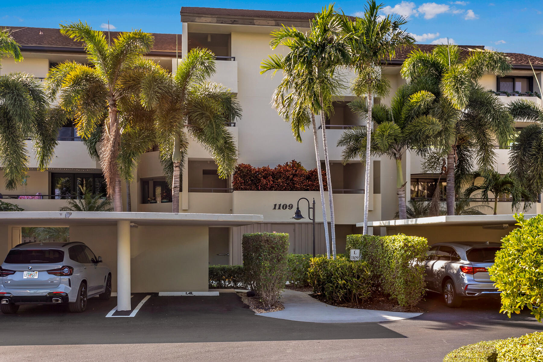 1109 Marine Way #L3l+Boat Slip 46