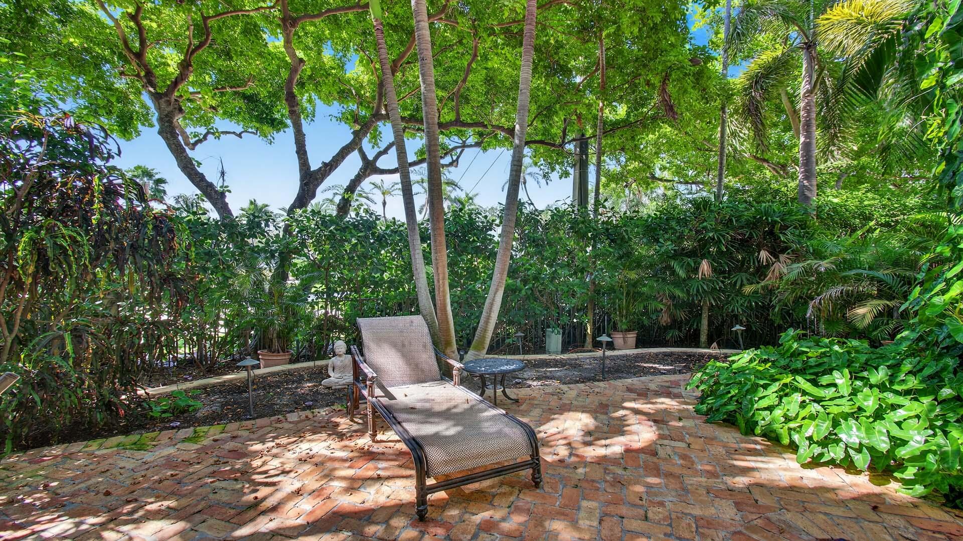 1028 Coralina Ln Delray Beach, FL 33483