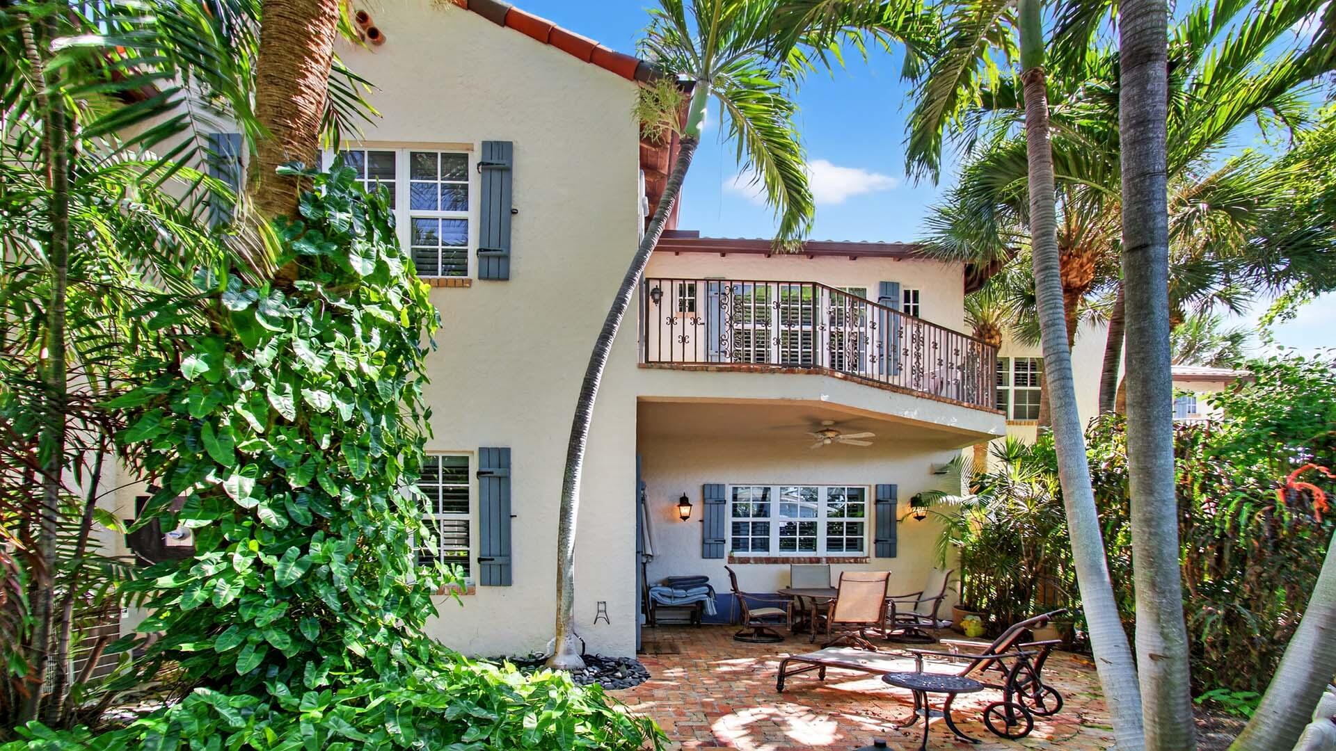 1028 Coralina Ln Delray Beach, FL 33483