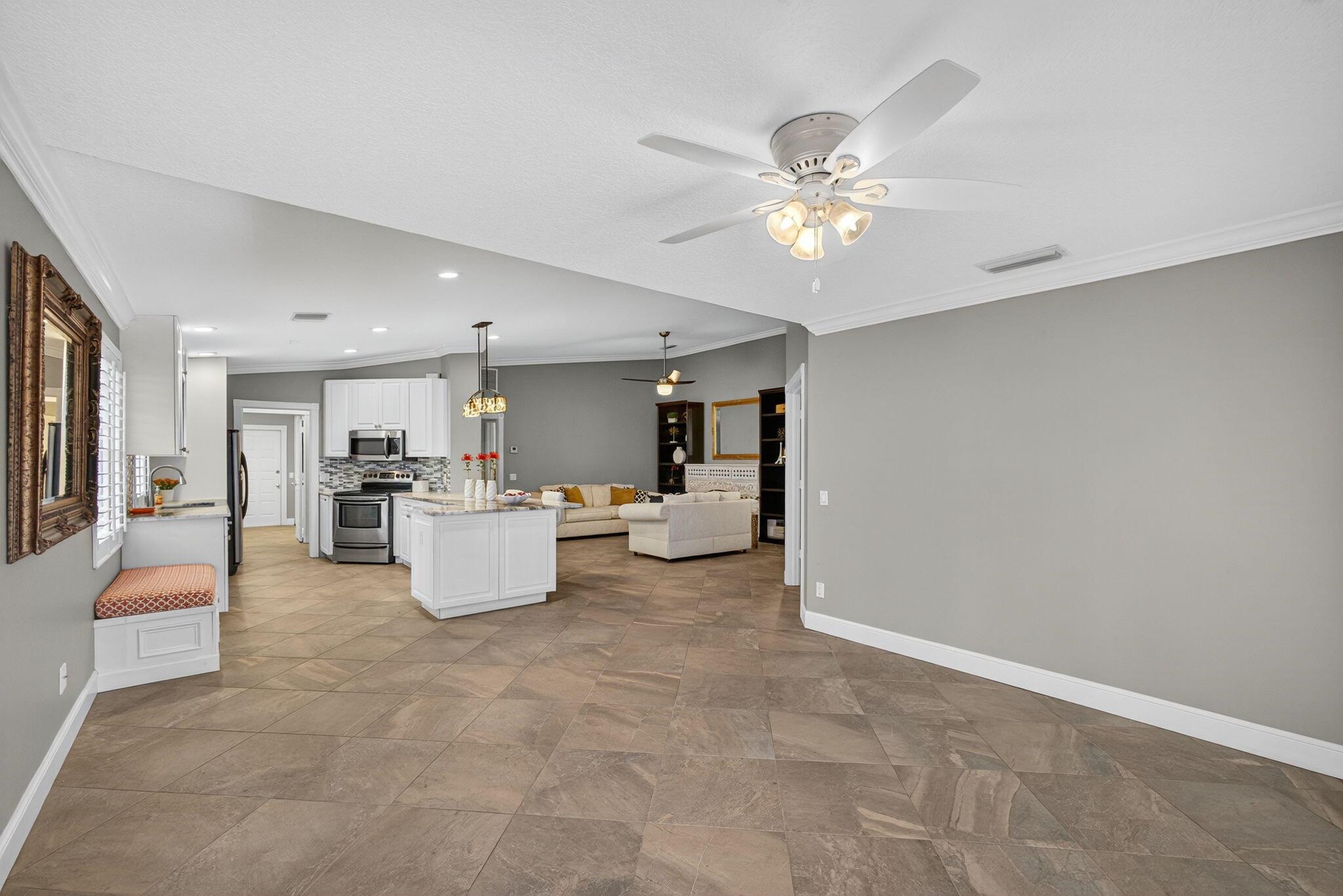 128 Brier Cir Jupiter, FL 33458