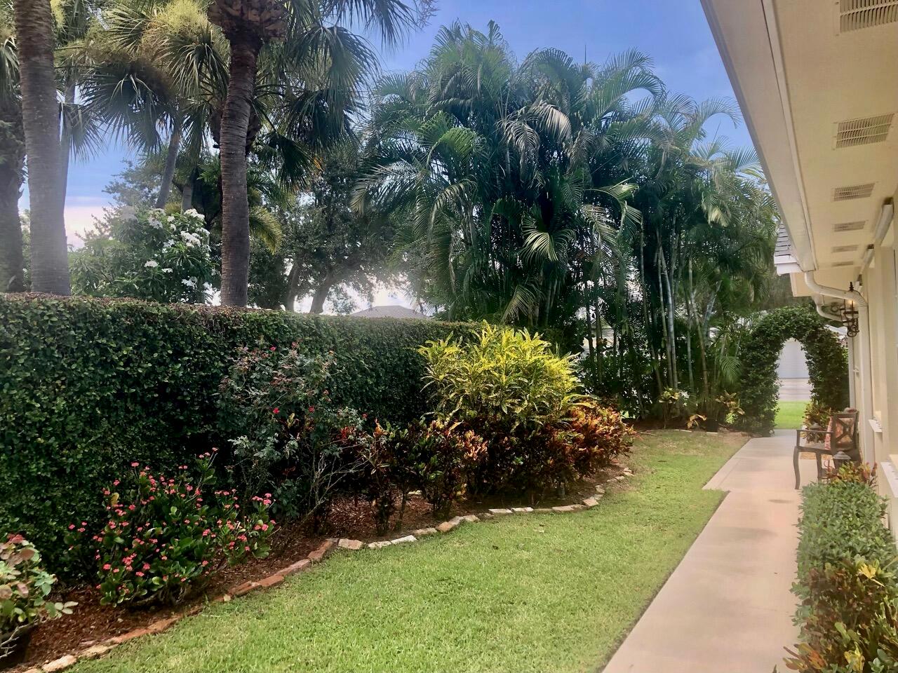 128 Brier Cir Jupiter, FL 33458