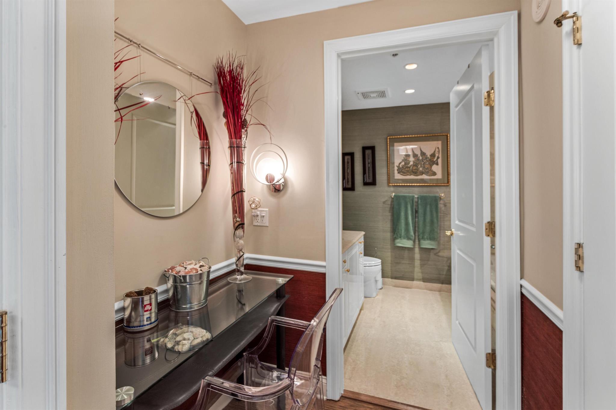 1063 Hillsboro Mile #606 Hillsboro Beach, FL 33062