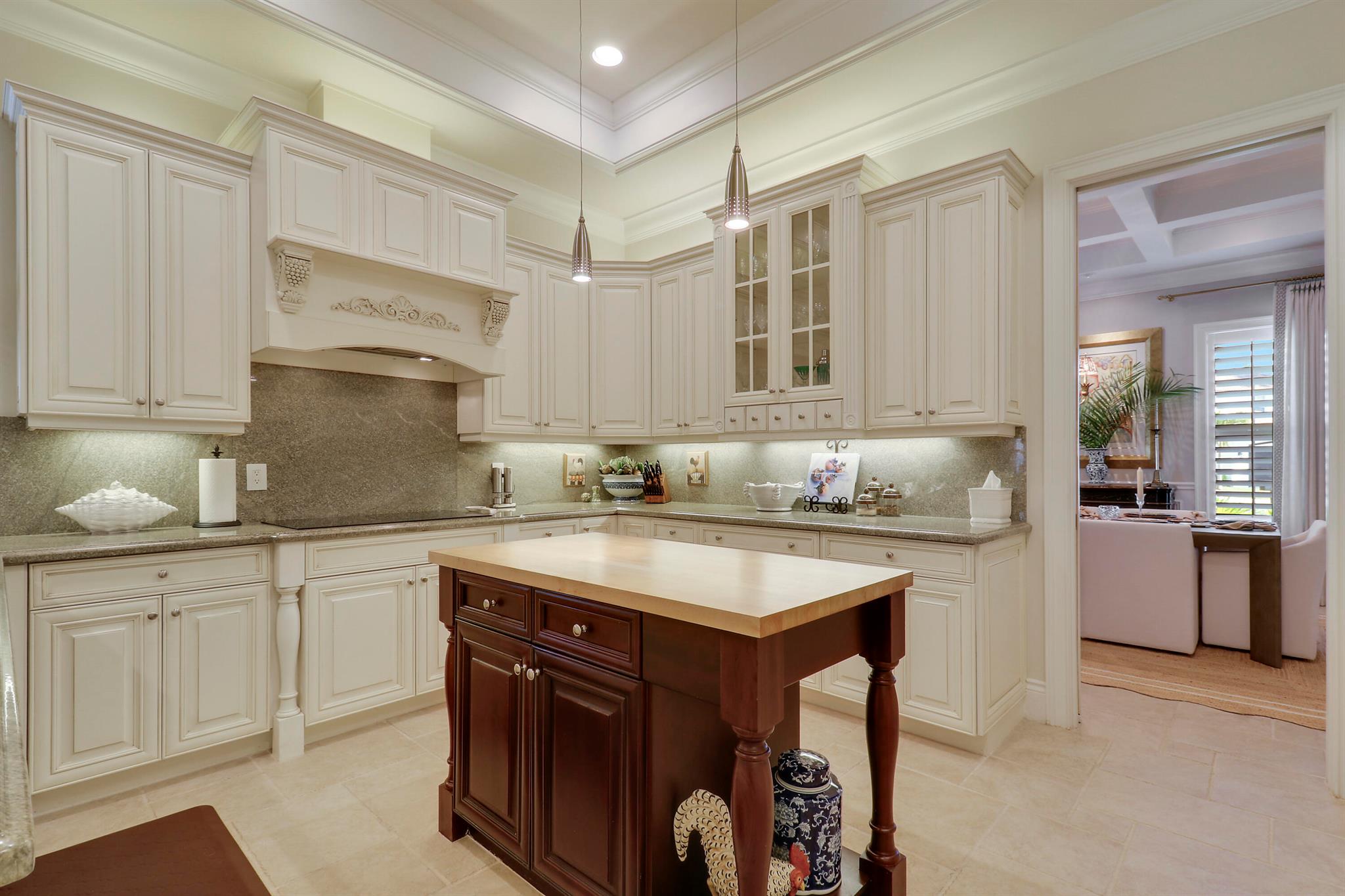 10841 SE Arielle Ter Jupiter, FL 33469