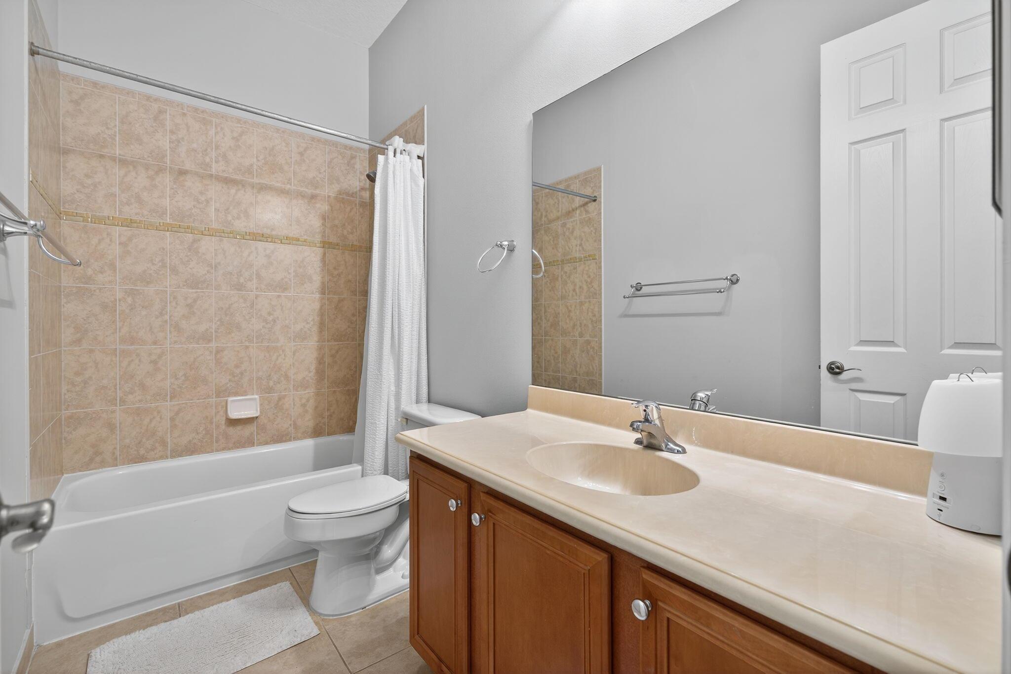 107 Ennis Ln Jupiter, FL 33458