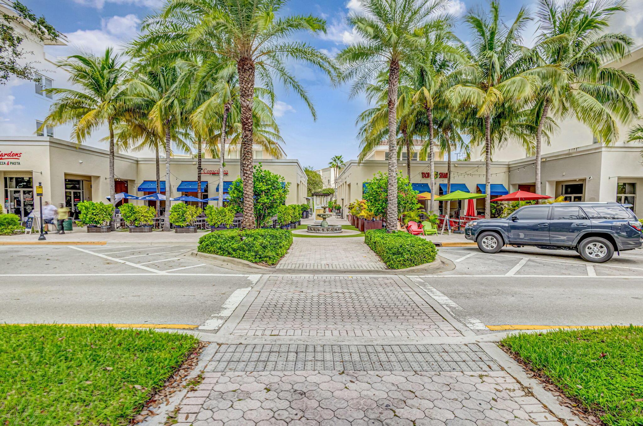 107 Ennis Ln Jupiter, FL 33458