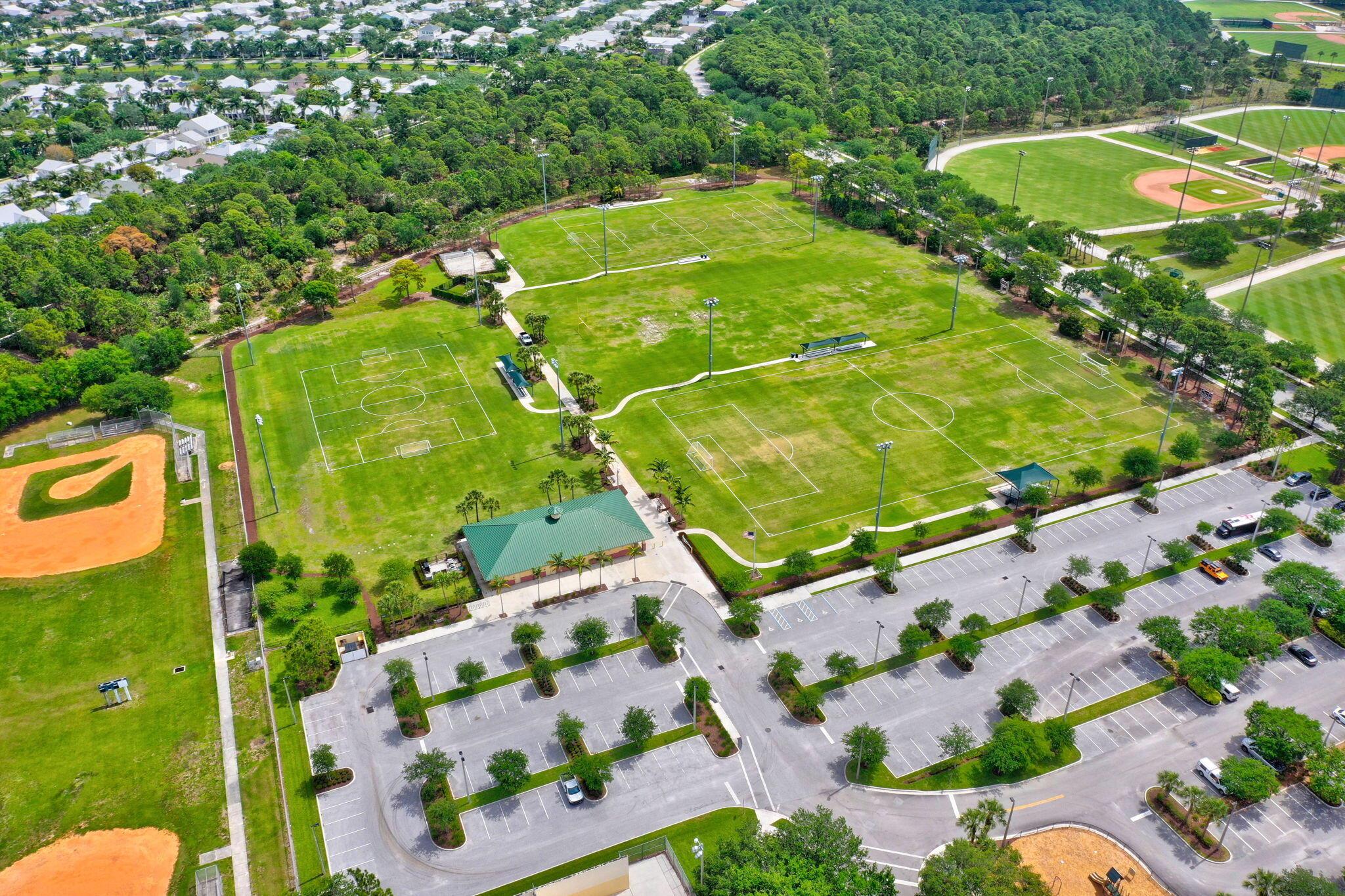 107 Ennis Ln Jupiter, FL 33458