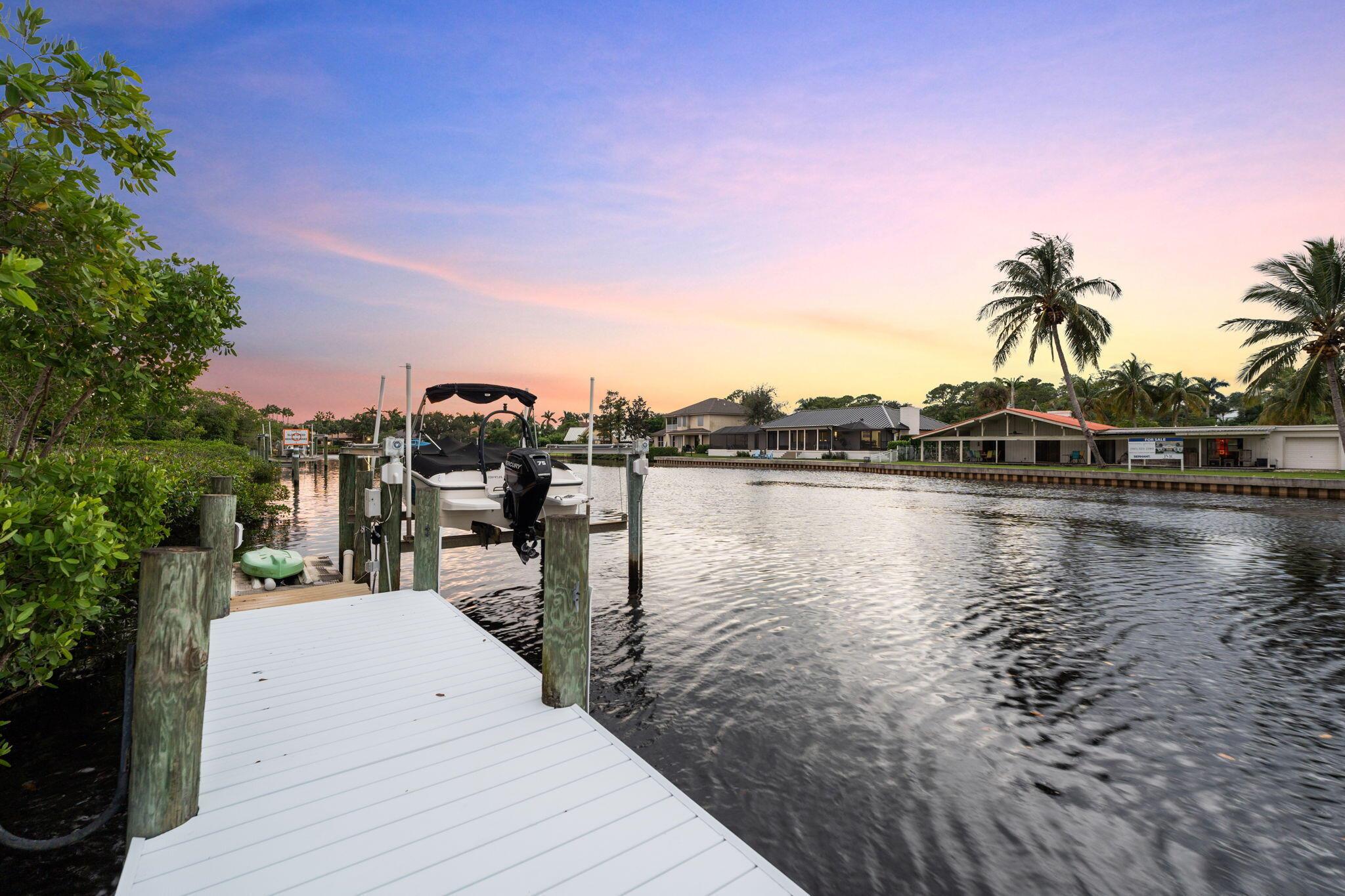 18499 SE Palm Is Ln Jupiter, FL 33458