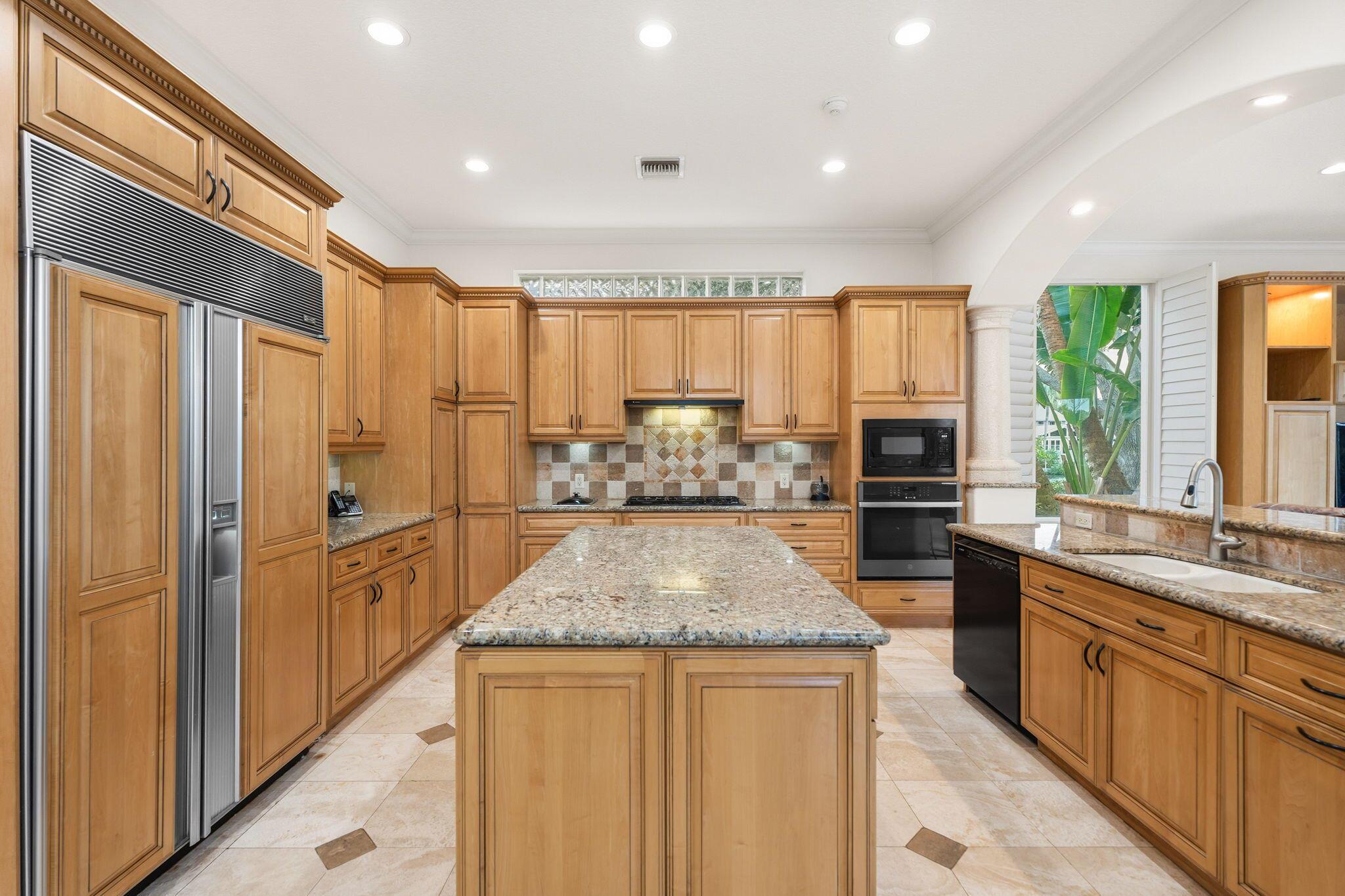 18499 SE Palm Is Ln Jupiter, FL 33458