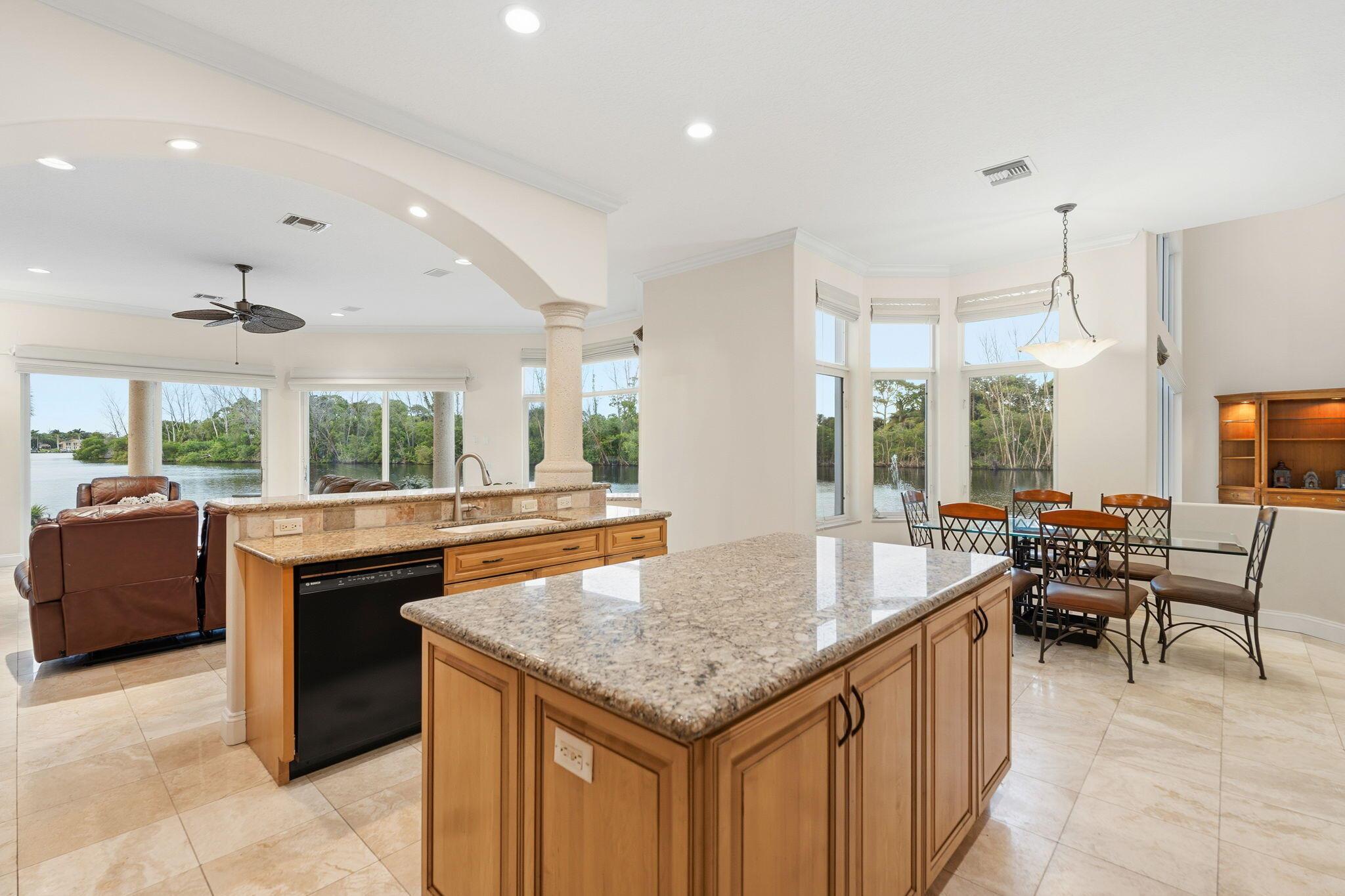 18499 SE Palm Is Ln Jupiter, FL 33458