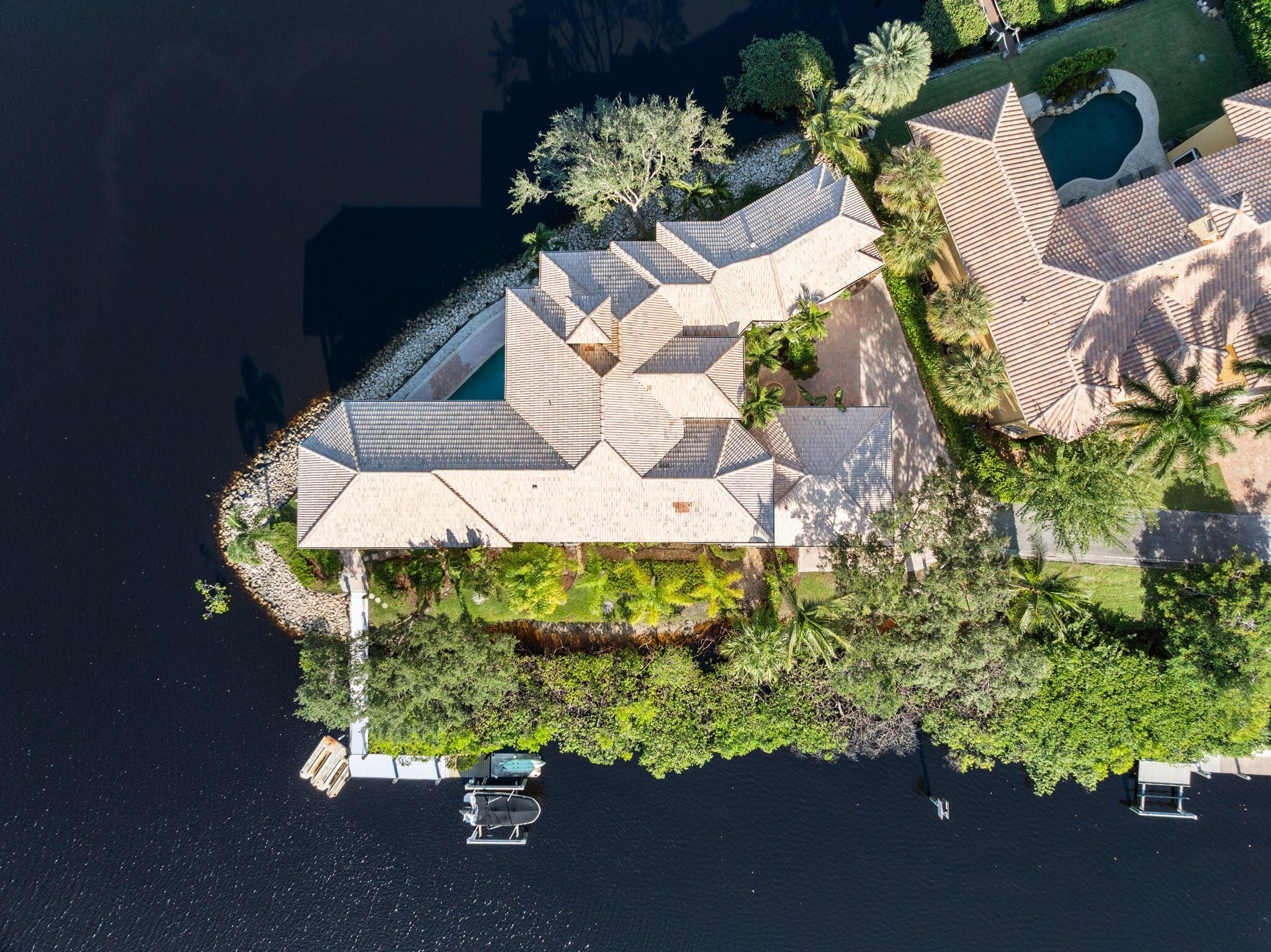 18499 SE Palm Is Ln Jupiter, FL 33458