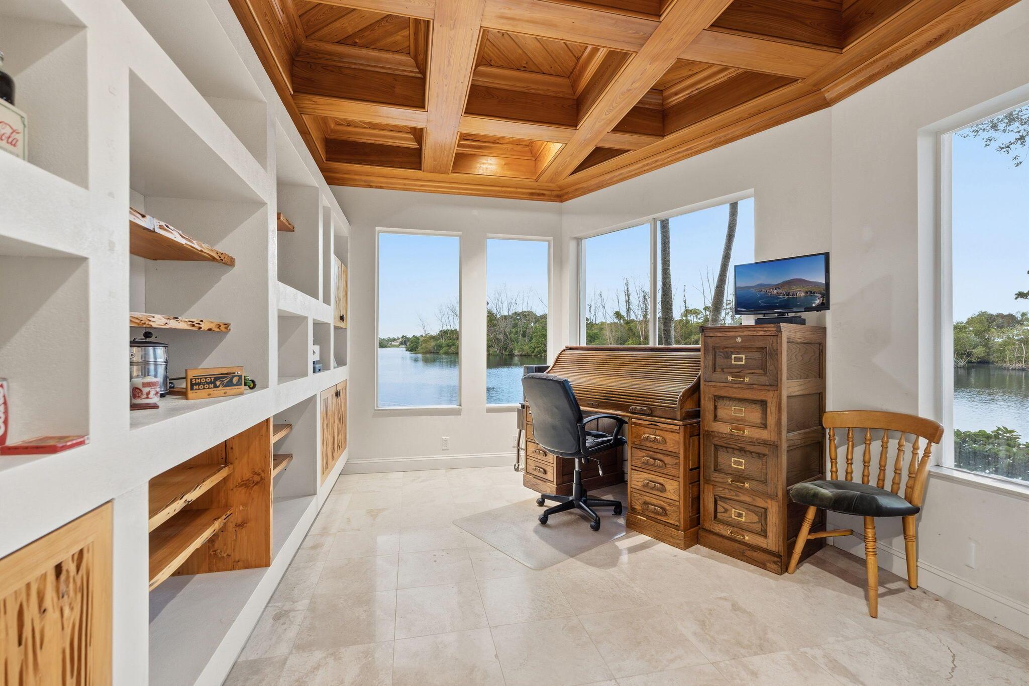 18499 SE Palm Is Ln Jupiter, FL 33458