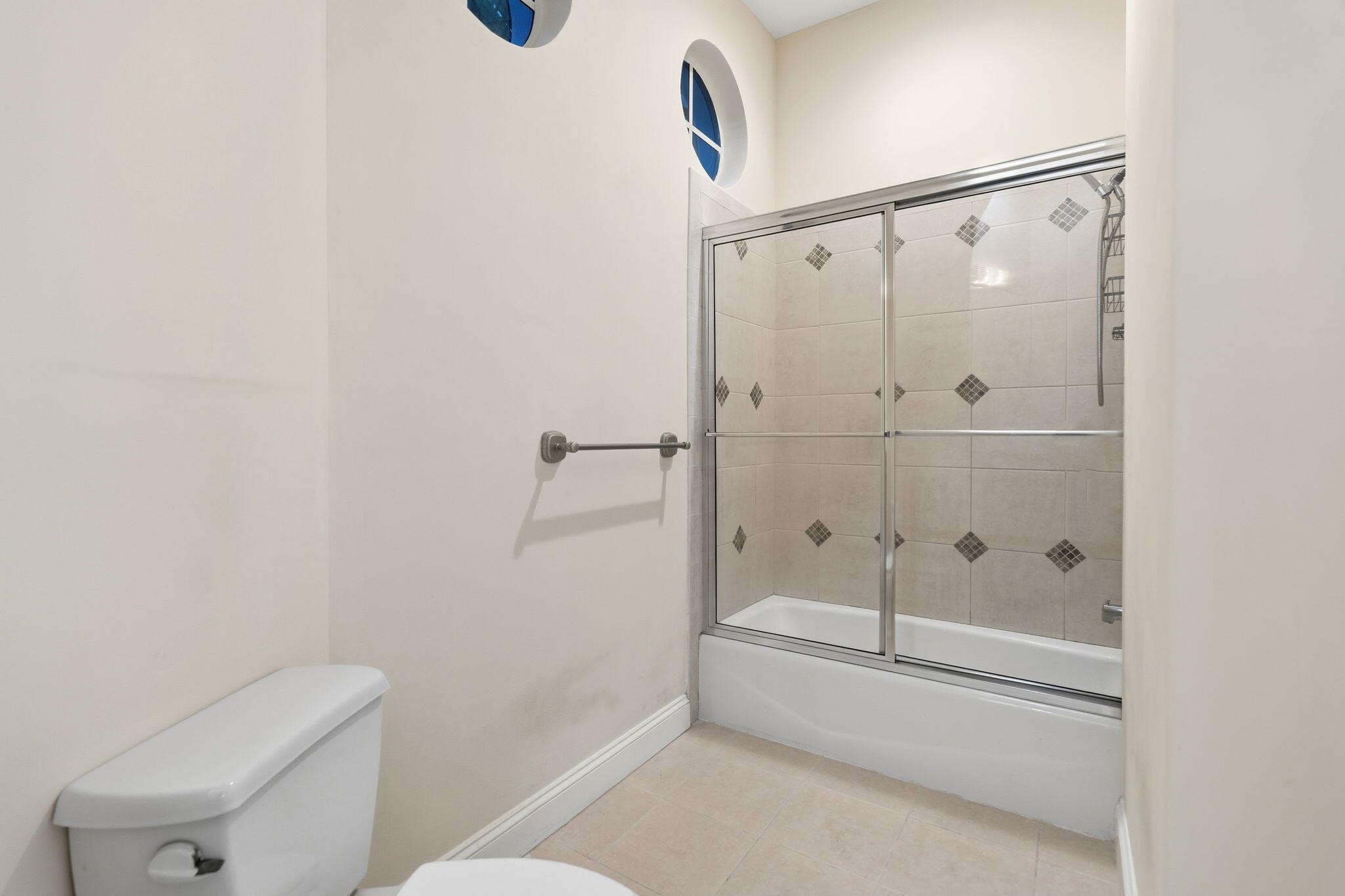 18499 SE Palm Is Ln Jupiter, FL 33458