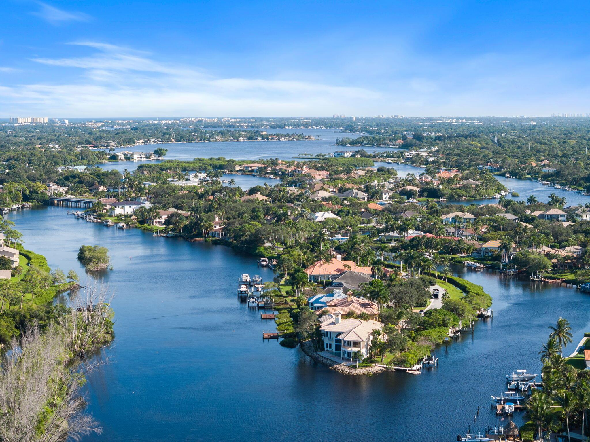 18499 SE Palm Is Ln Jupiter, FL 33458