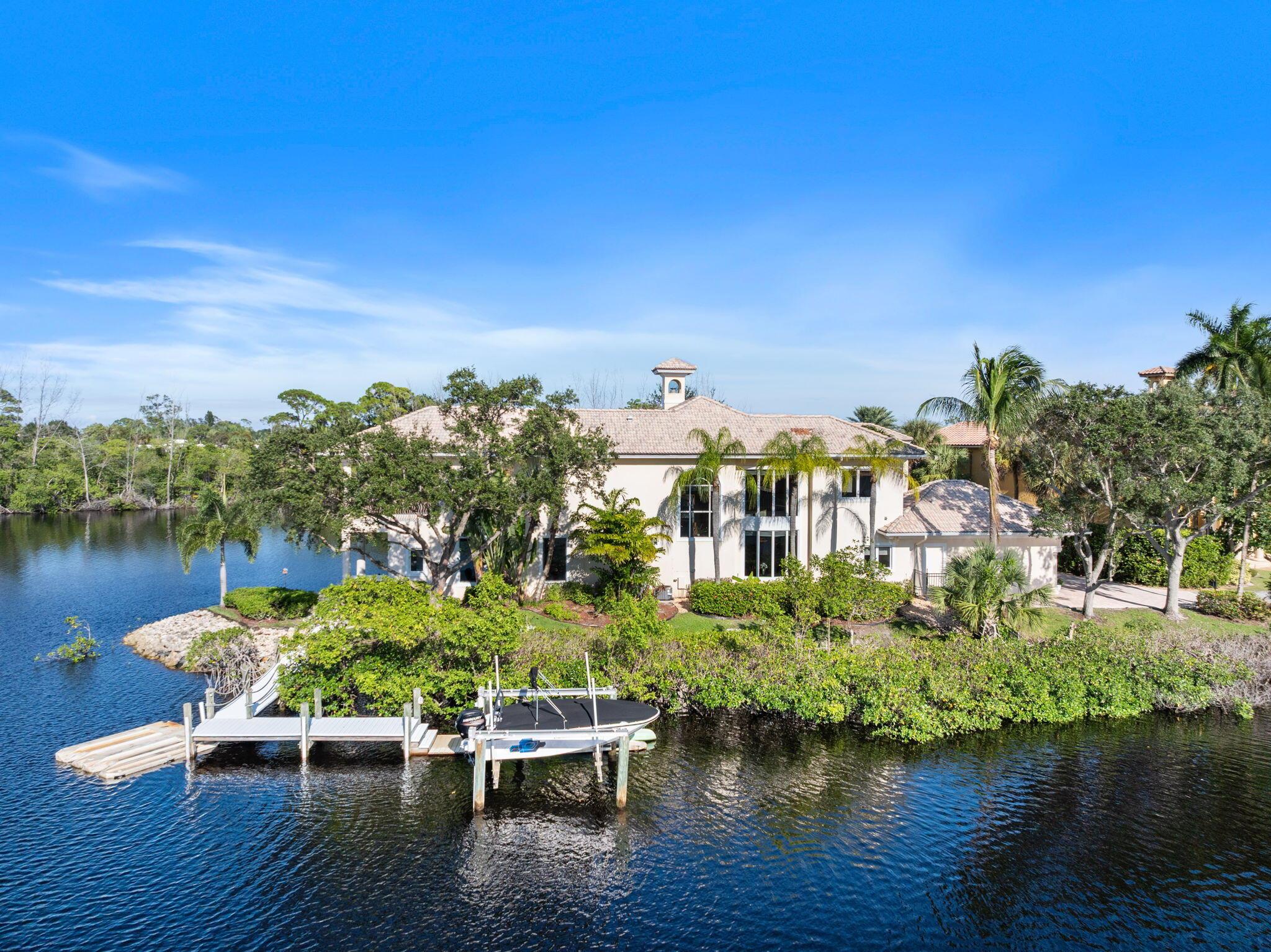 18499 SE Palm Is Ln Jupiter, FL 33458