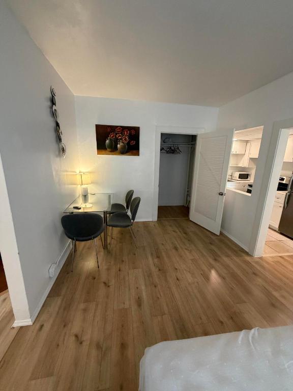 105 NE 16th Ter Fort Lauderdale, FL 33301