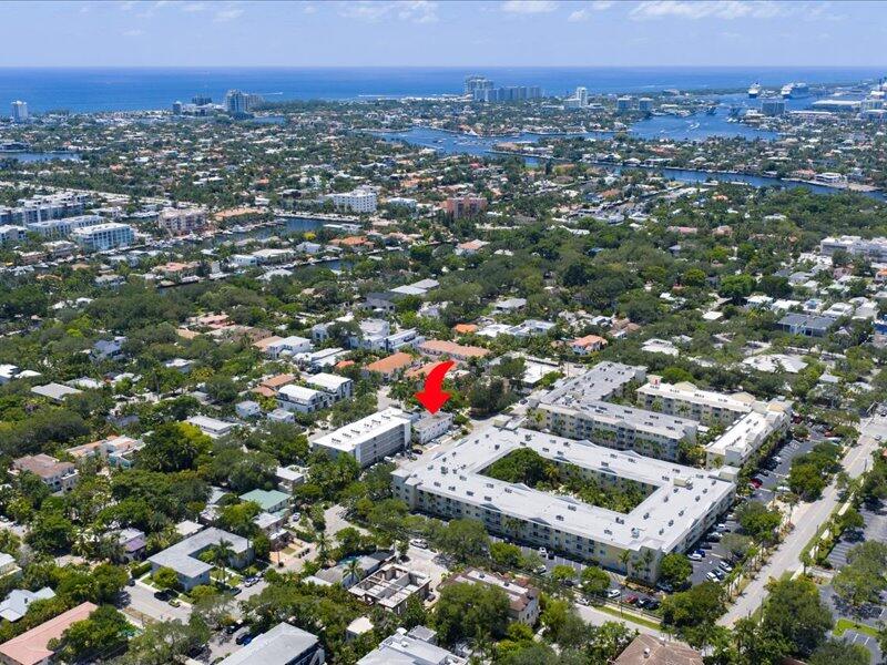 105 NE 16th Ter Fort Lauderdale, FL 33301