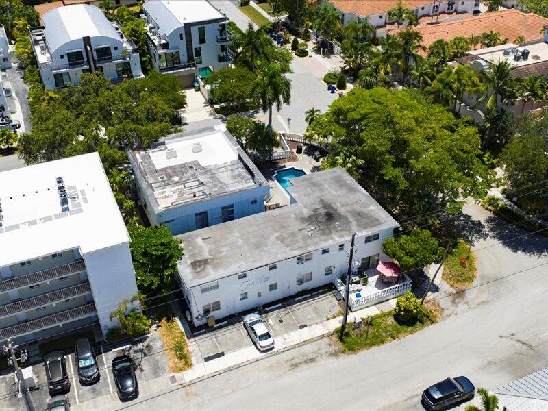 105 NE 16th Ter Fort Lauderdale, FL 33301