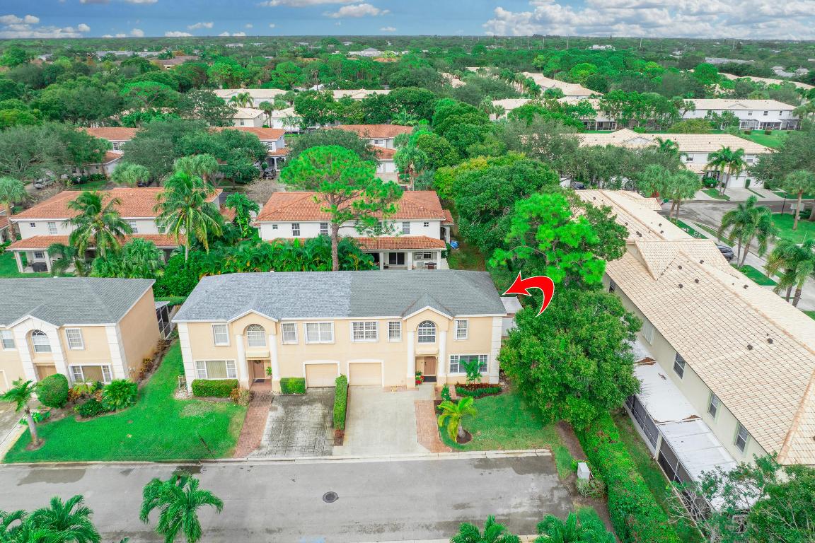 269 Live Oaks Ln Jupiter, FL 33458