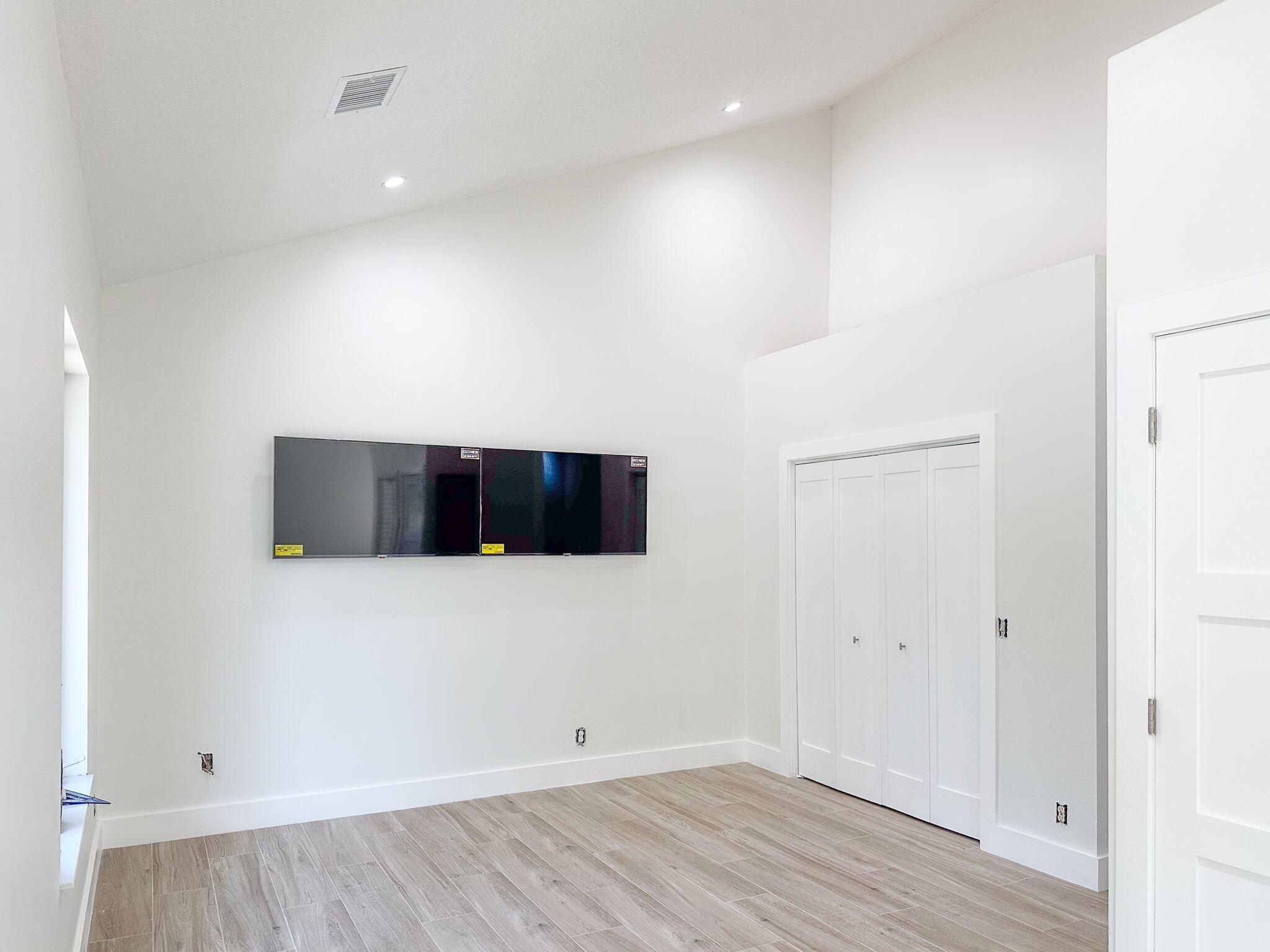 9576 171st St Jupiter, FL 33478