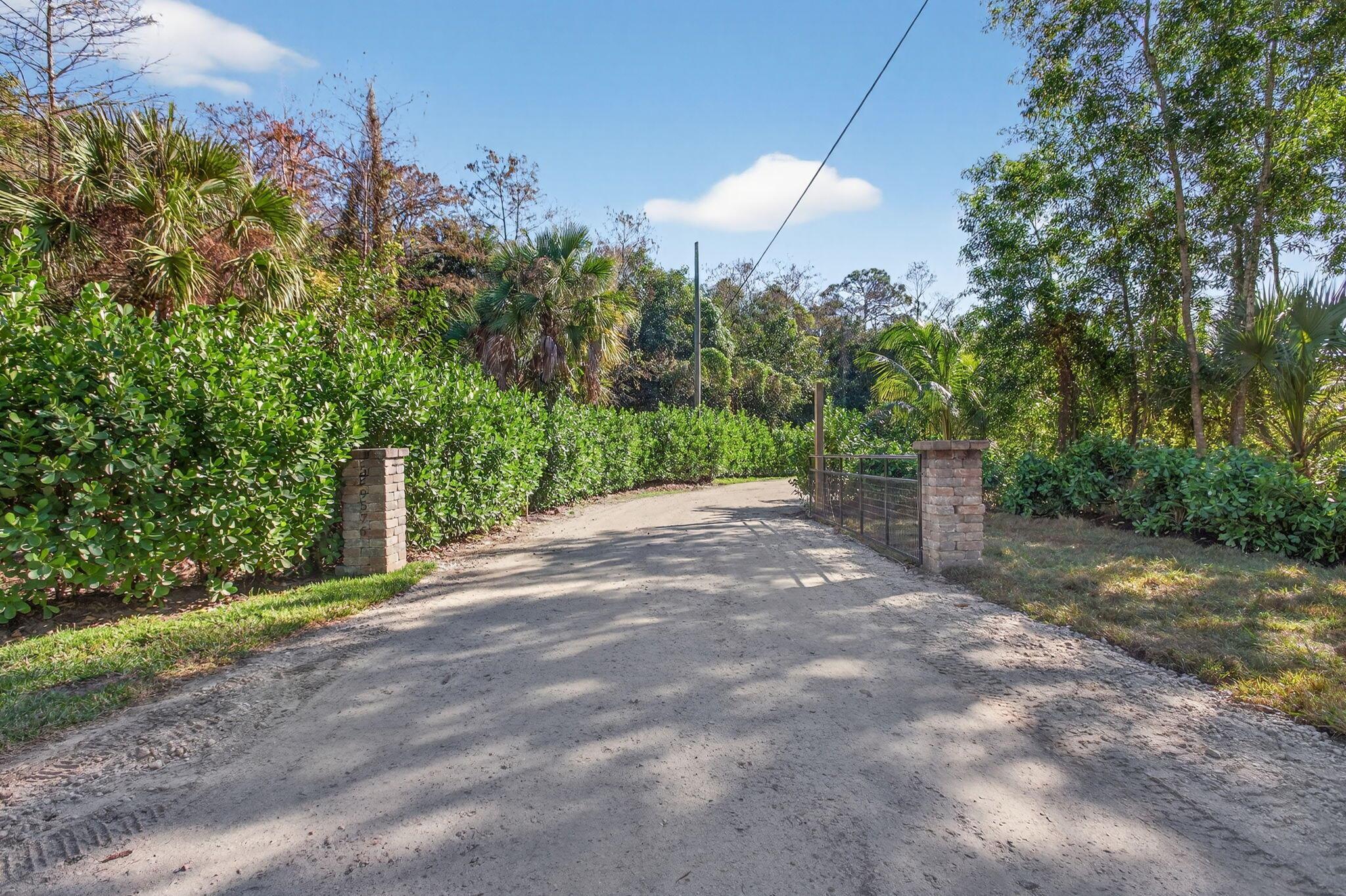 9576 171st St Jupiter, FL 33478