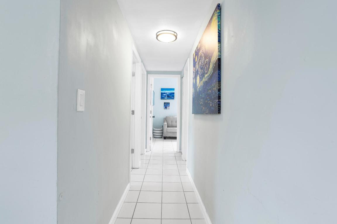 5241 NE 16th Ter Pompano Beach, FL 33064