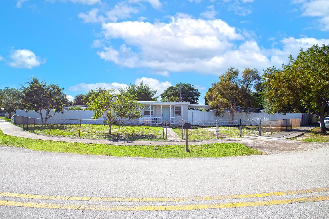 5241 NE 16th Ter Pompano Beach, FL 33064