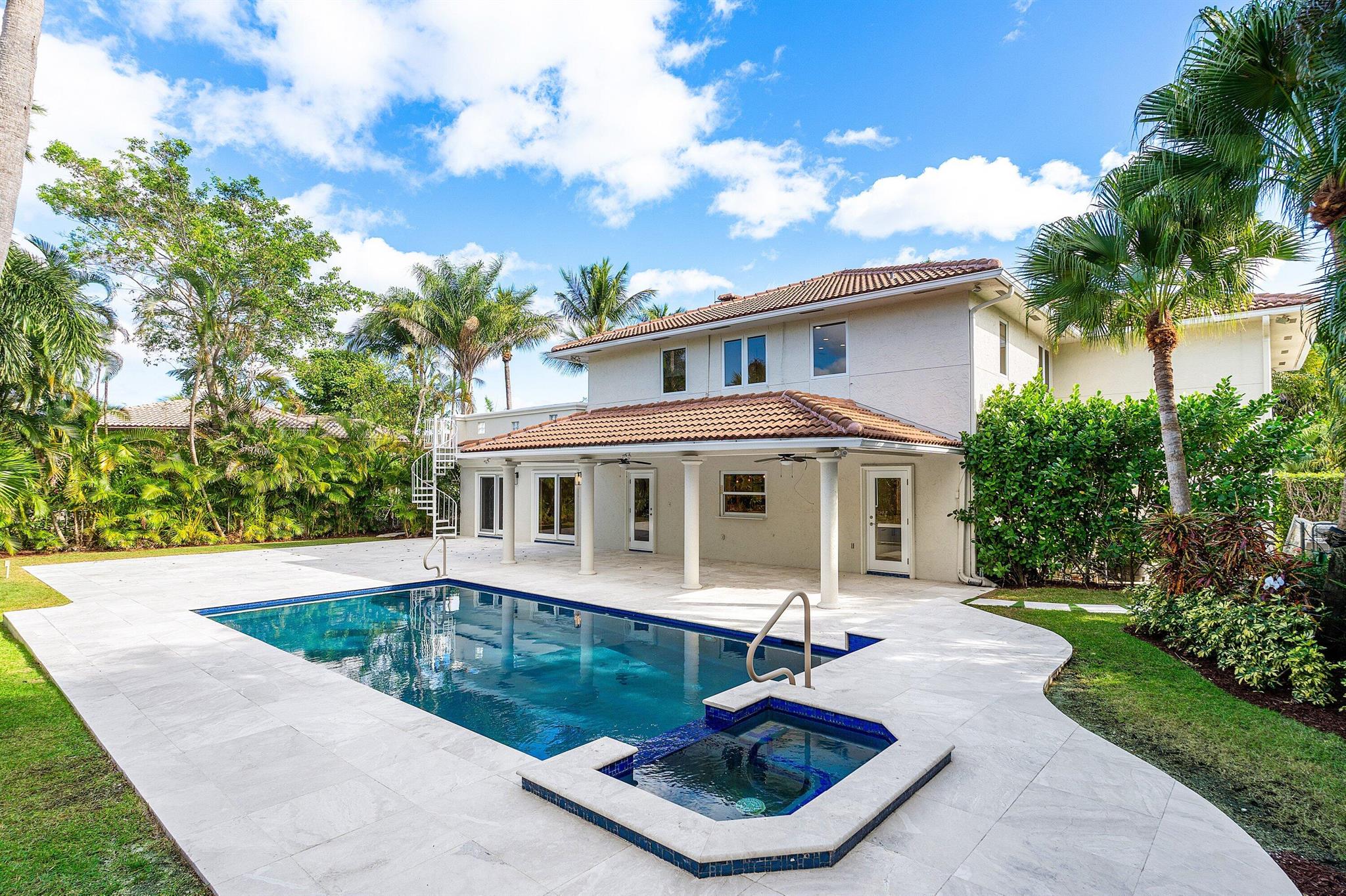 2570 Avenue Au Soleil Gulfstream, FL 33483