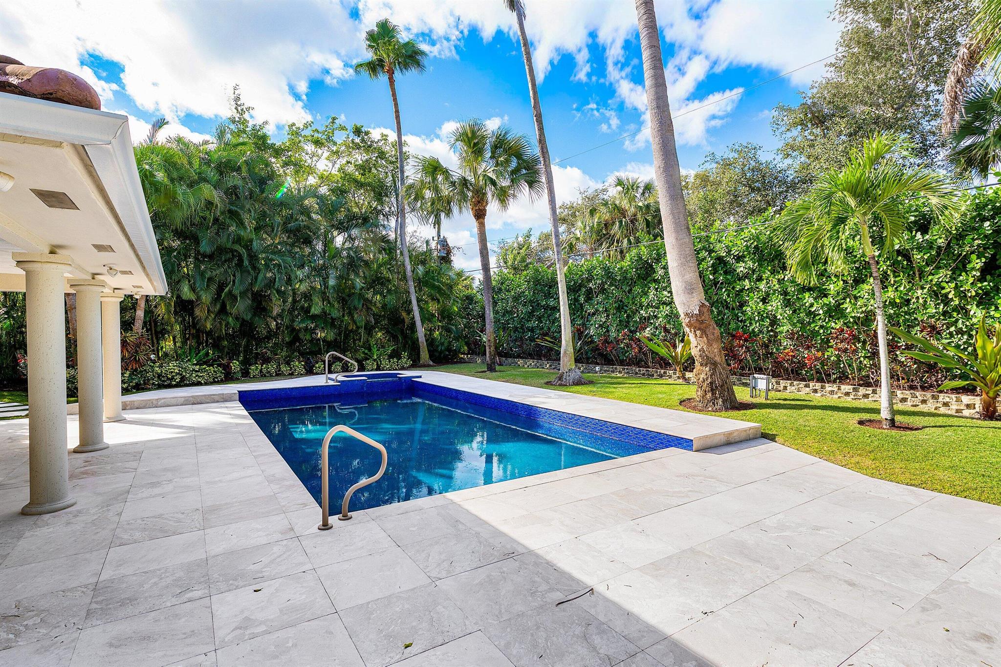 2570 Avenue Au Soleil Gulfstream, FL 33483