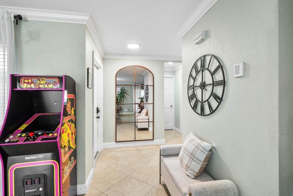 401 SE 14th Ave Pompano Beach, FL 33060