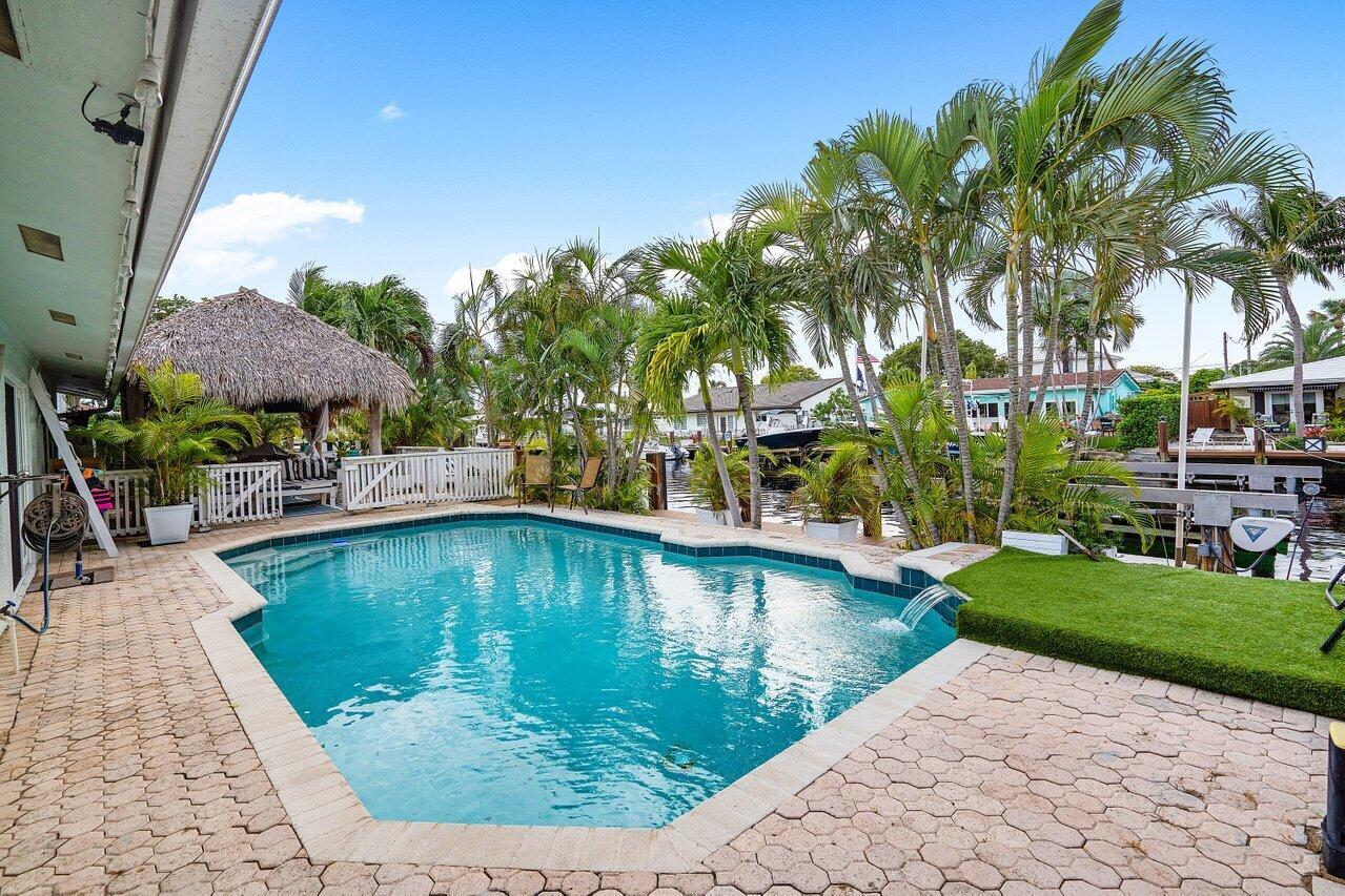 401 SE 14th Ave Pompano Beach, FL 33060