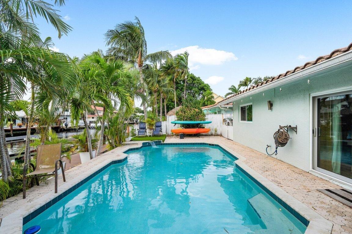 401 SE 14th Ave Pompano Beach, FL 33060